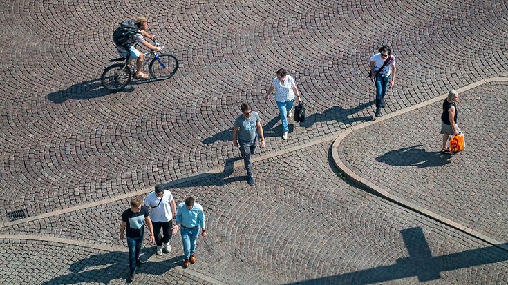 Fondsanbieter präsentieren Mogelpackung zur sogenannten Fondsrente (© Etienne Girardet / Unsplash)